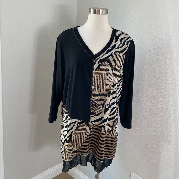 JM Collection Woman Plus 2X Animal Print Tunic Top V Neck Long Sleeve Stretch - Picture 1 of 11